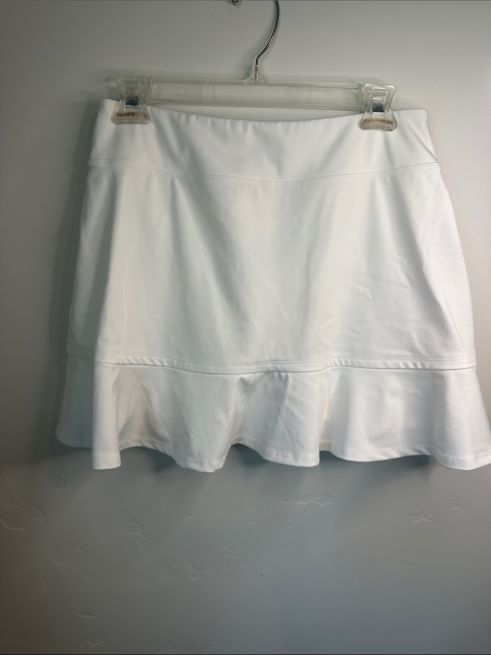 Tommy Bahama Skort Golf Women's White Mini Skirt with Flounce Hem